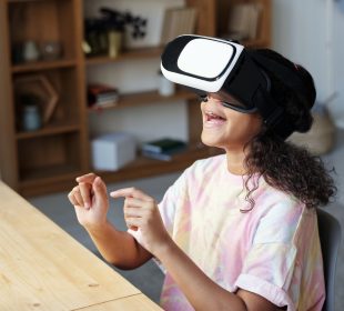 virtual reality goggles